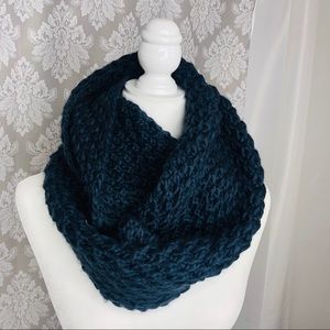 Old navy scarf